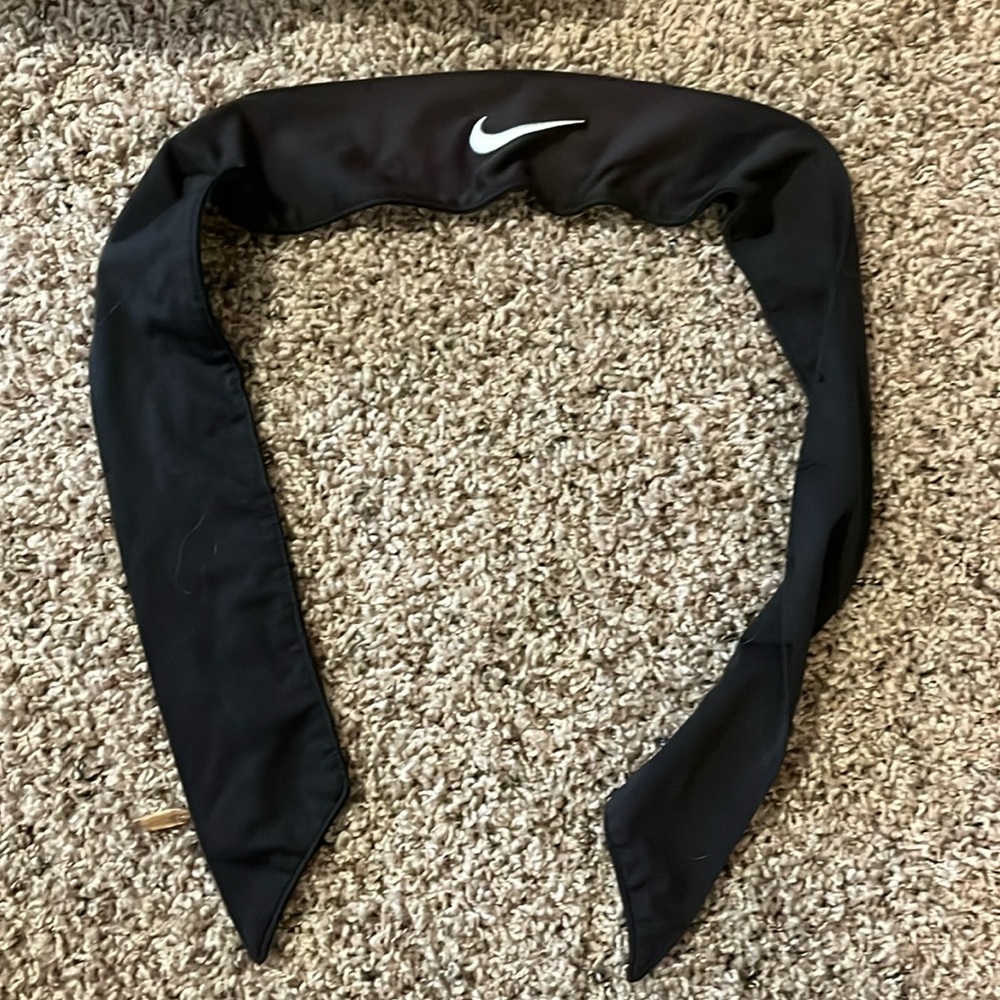 Nike Dri-Fit Sweat Wicking Head Band